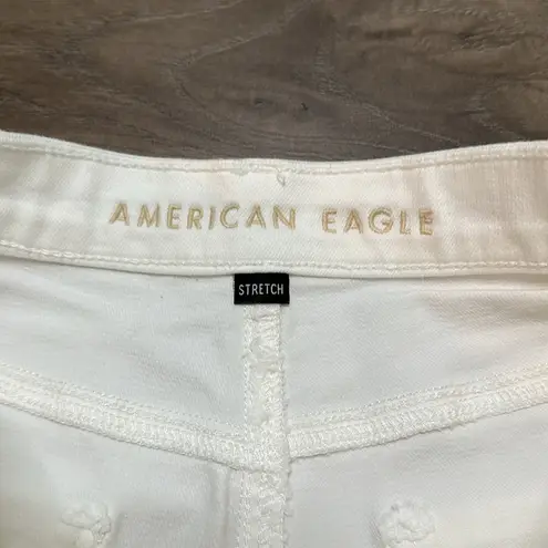 American Eagle  High Rise White Mom Jean Shorts Size 8