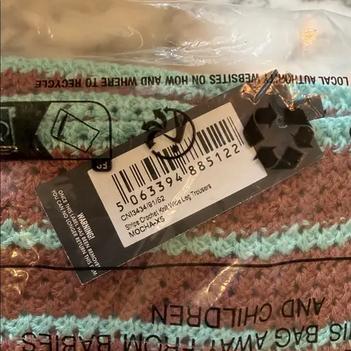 Pretty Little Thing NWT PRETTY LITTLE THINGS MOCHA STRIPE CROCHET KNIT WIDE LEG PANTS SZ XS