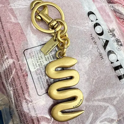 Coach  Set - Lunar New Year Snake Red 26 Cargo Tote Wristlet Charm & Beanie - Image 6