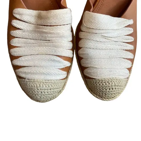 Derek Lam 10 Crosby Sasha Safari Heel Size 9 Wood Heel Pump Camel Brown Tie Up