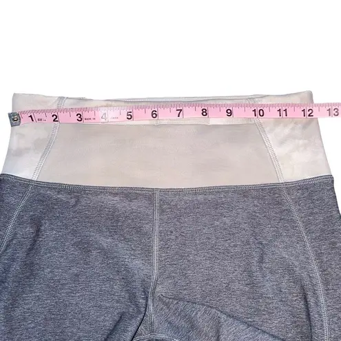 Lululemon  Dk Gray Capri Crop Leggings Sz 4 Zip Pocket Lt Gray Waist Side Details