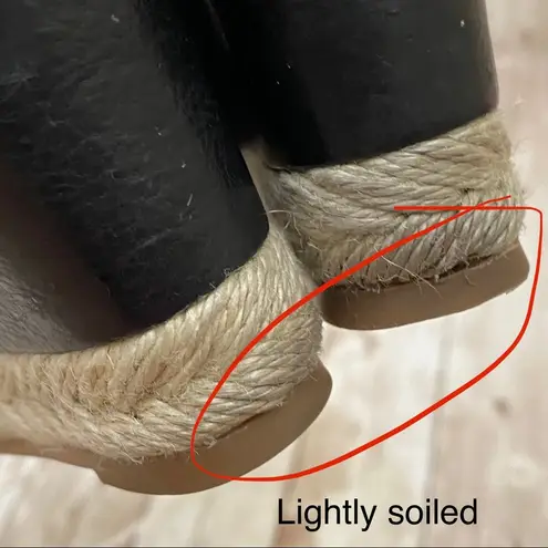 via spiga Black Leather Peep Toe Wedge Sandals 7