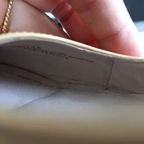 Vince Camuto ‎ HARTY Nude High Heel Court Shoes Patent Leather Womens Size…