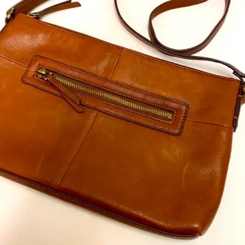 Margot Cognac slim Crossbody purse A27 Brown