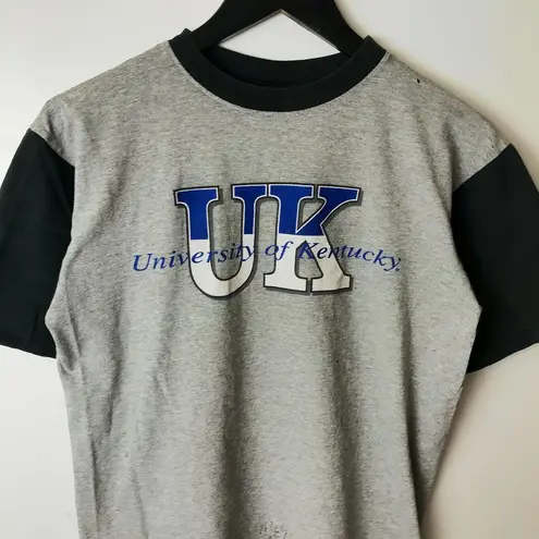 Savvy 90s Vintage University of Kentucky T Shirt Single Stitch Medium M Gray Cotton