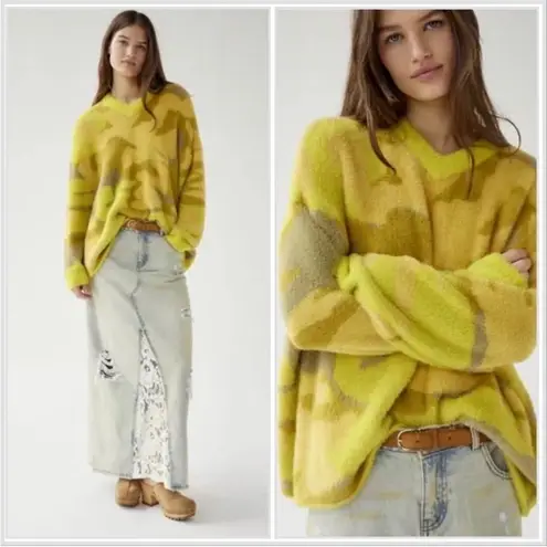 BDG Asher Brushed Pullover Sweater Bright Yellow