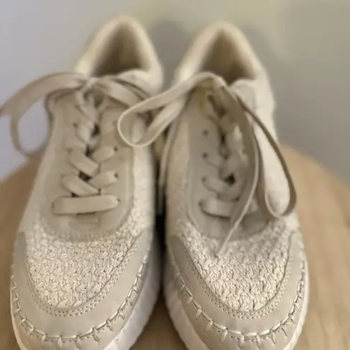 Dolce Vita Fredi Woven Sneaker Size 8.5