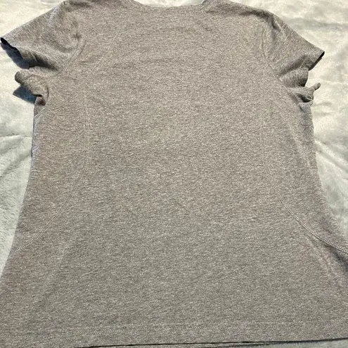 Tek Gear Womens  Workout Shirt Gray size Large