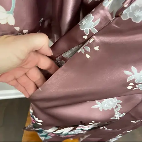 Kim and Ono Robe Kimono Charmeuse Asian Floral Silky Satin Long Pockets Pink