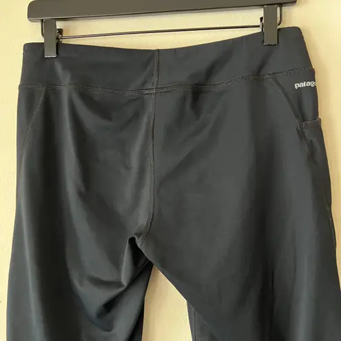 Patagonia Black Cropped Capri Leggings