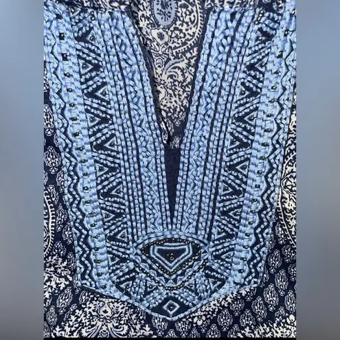 Dress Barn - Woman Blues and‎ White, long sleeve shirt size XL