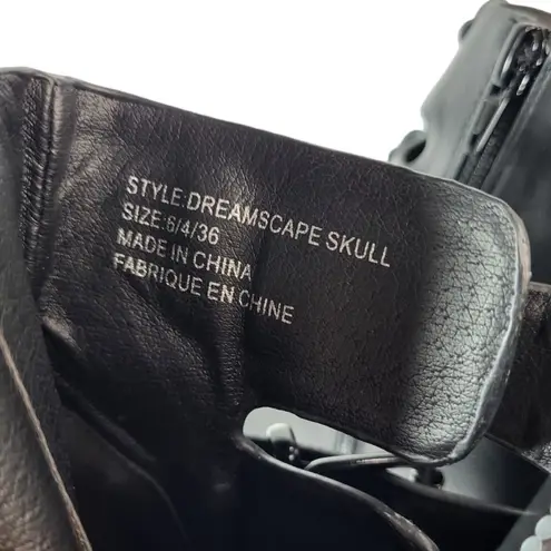 Y.R.U. Dreamscape Skull Buckles Platform Heels in Black Size 6