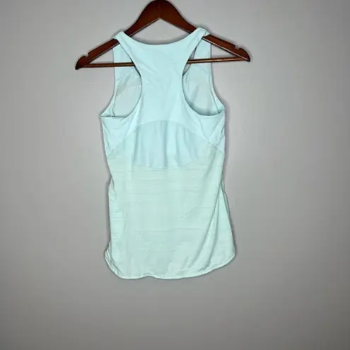 Athleta  Daydreamer Support Racerback Tank Top shelf bra UPF 50+ aqua size small