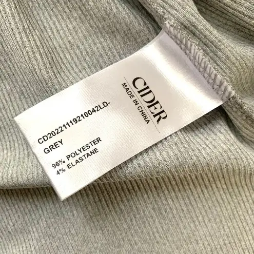 Cider Solid Belted Knitted Midi Dress in Grey