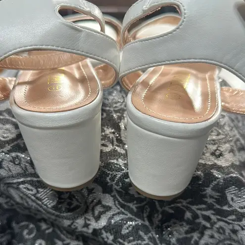 Dream Paris Dream Pairs White Heels Elegant Design