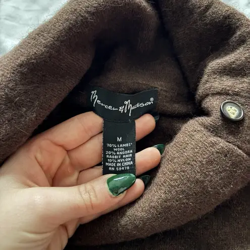 Vintage 80s 90s Womens Size Medium Brown Wool Knit Sweater Holiday Fall Autumn