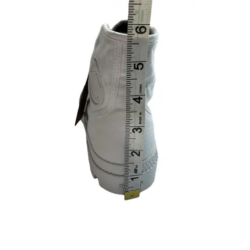 Palladium Women’s Pampa Hi Star White Sneaker Boots Size 7 NIB