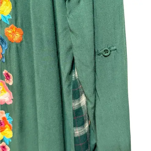 Andree by Unit Bold Green Oversized Floral Embroidered Button-Down Artsy Indie Vibes Sz S Indie