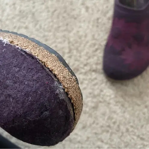 Haflinger Floral Embroidered Wool Slipper Clogs Purple Size 9