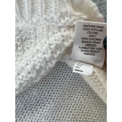 Westport White V Neck Knit Sweater Medium