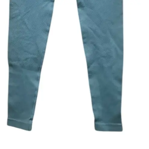 Savvi Ashtanga sage green textured leggings Size small