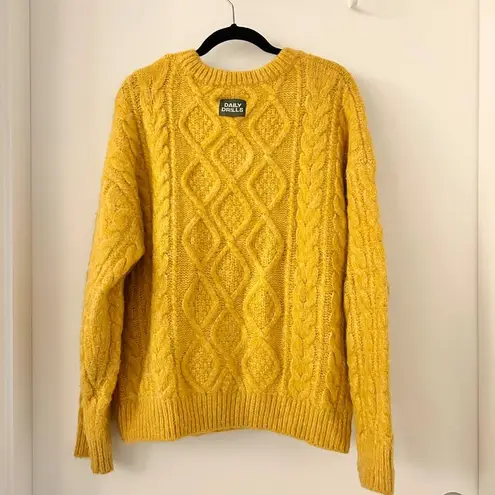 Daily Drills Mustard Yellow Chunky Oversized Cable Knit Wool Sweater Size M/L
