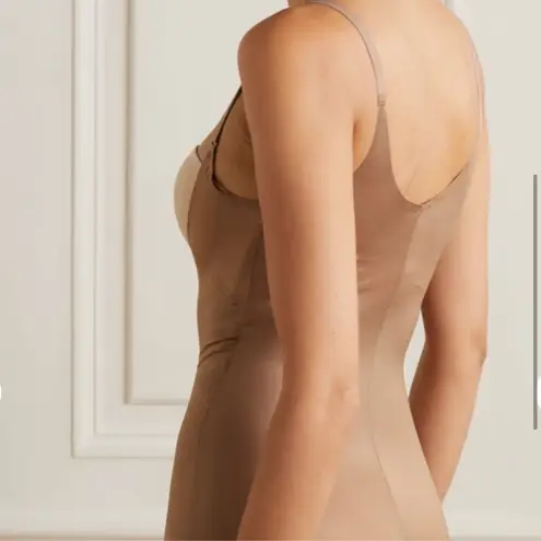 Spanx NEW  Thinstincts 2.0 Open Bust Mid-Thigh Bodysuit Size Small