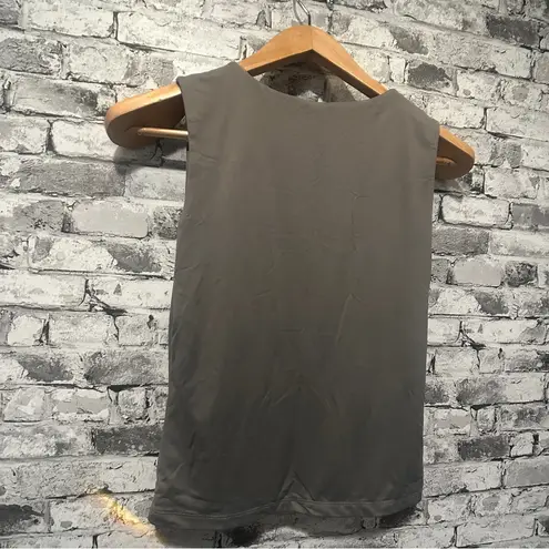 Tahari EUC Grey Sleeveless Muscle Tee Size S