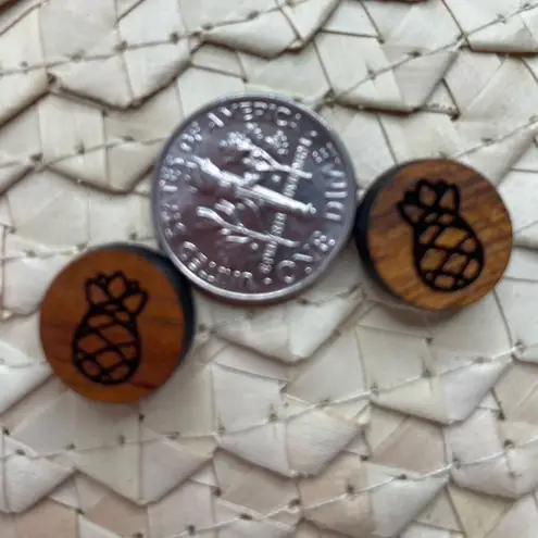 Hand Crafted KOA Wood Pineapple Engraved Circle Stud Earrings