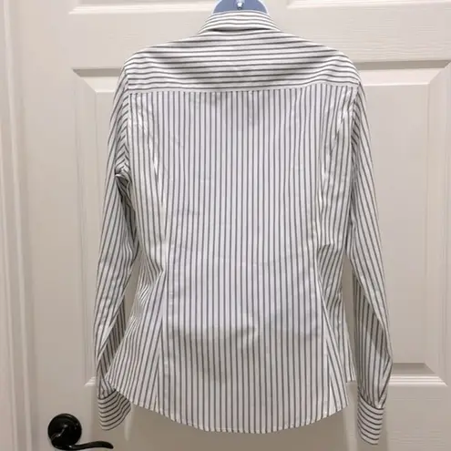 Brooks Brothers NWT - Fitted Button Down Long Sleeve Top