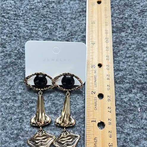 Vintage Style Surreal Eye Nose Lip Earrings Gold Tone Statement Art Dangle