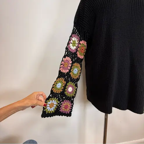 Heyson Black Cotton Blend Sweater Crochet Floral Sleeves Women’s Size Medium