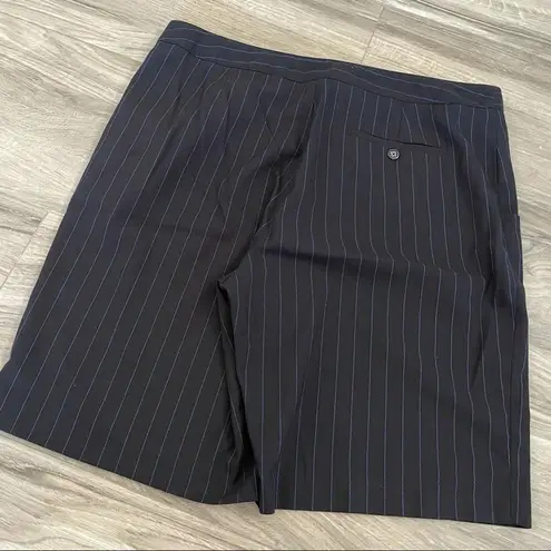 ep pro  black & blue Bermuda striped golf shorts size 14