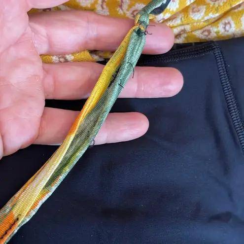 Tropical print polyester and Lycra Raps skirt and tank top set size medium Green