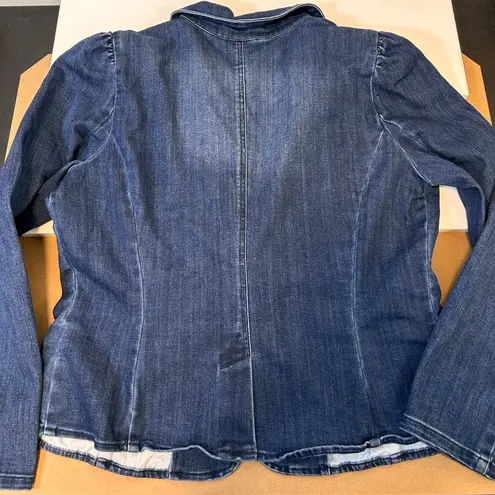 I.N.C. International Concepts Puff