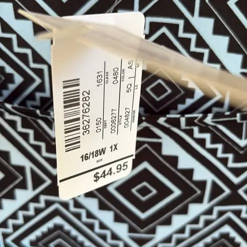 cj banks NWT Tunic Top Geometric Print Blue Black 1X Retail $45.00