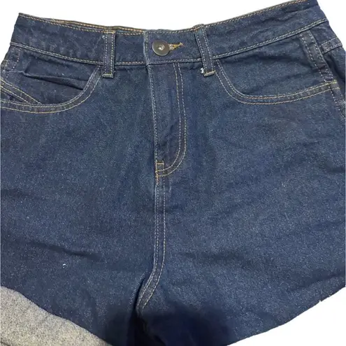 Denim & Co Women’s Denim Co Blue Short Shorts with Cuffs Size 6 Sku 2549