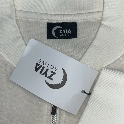 Zyia Active NWT Size XXL Ivory & White Flying V Sherpa Fleece Zip Front Jacket