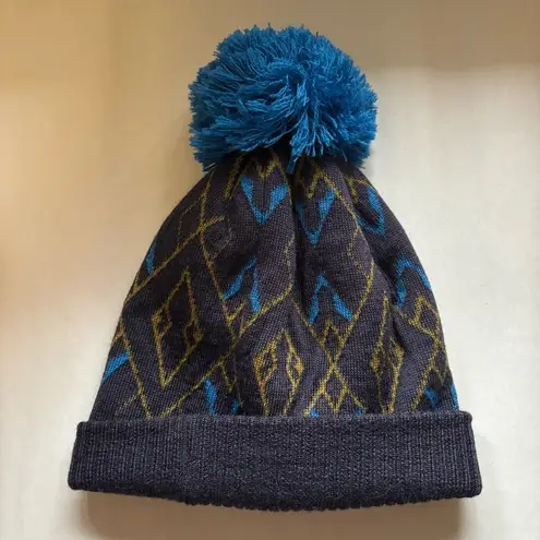 Outdoor Research Women's Griddle Beanie Wool Blue Geomteric Pattern with Pom Pom