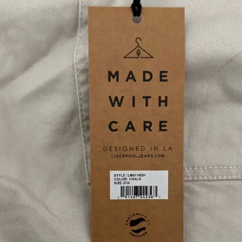 Liverpool  Women's Tan Cargo Shorts 4 / E28