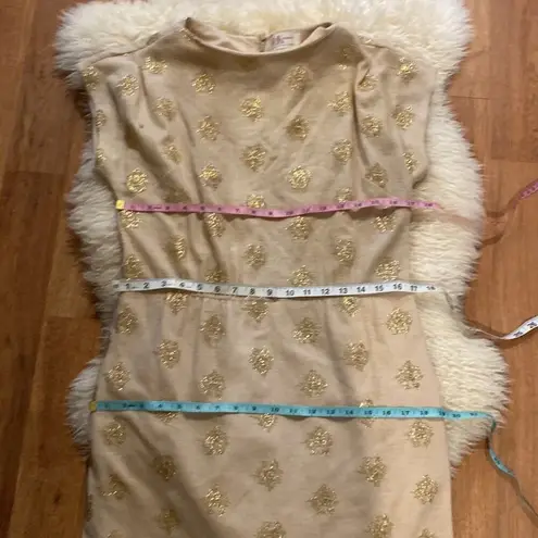 R & K Originals Vintage Short Cap Sleeve Midi Dress Tan & Gold Threaded Sz Small