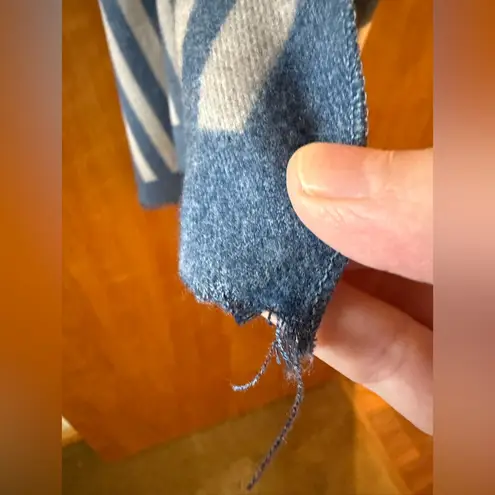 Soft Surroundings Long Scarf Blue Abstract Geometric Lines NWT With FLAWS