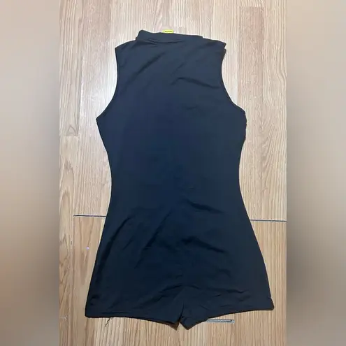 Daisy Black Sleeveless Romper spandex shorts