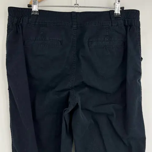 st. john's bay  (12) Petite Black Cargo Capri Crop Pants