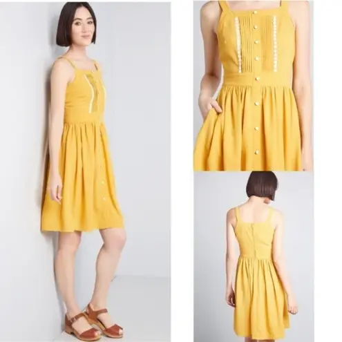 Modcloth NWT  About Your Outfit Mustard White Dress