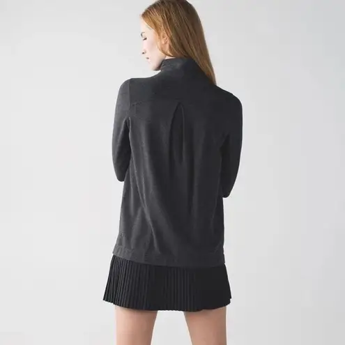 Lululemon Coast Wrap Jacket Women 8 Gray Relaxed Thumb Holes Activewear