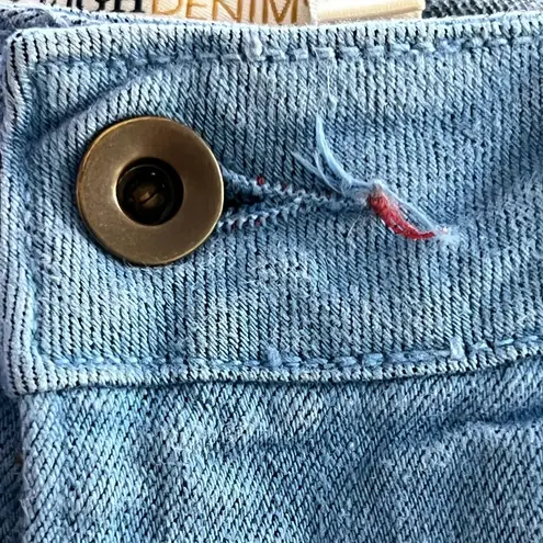 Raleigh Denim Surry Slim Leg Jeans | Light Blue Denim Wash | 25