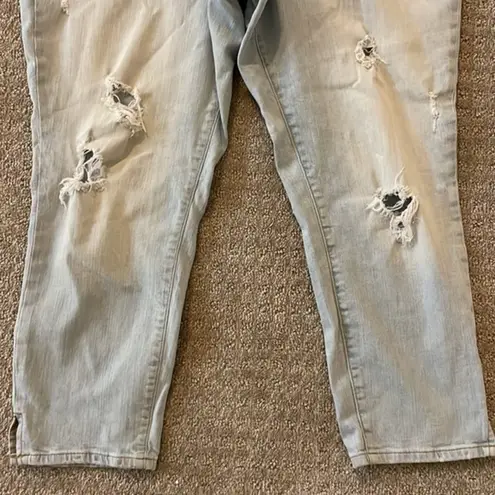 Slinky Brand Slink Light Denim Wash Distressed Crop Jeans