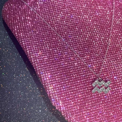 Boutique Sterling Silver 925 Aquarius Zodiac Sign Necklace January February Bling Bedazzled Shine