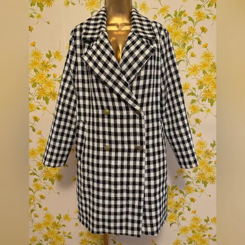 OVI Black and White Checkered Coat size M